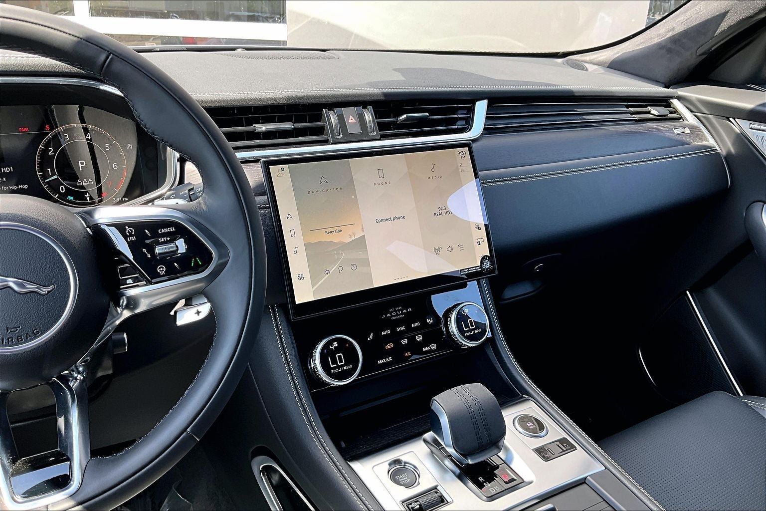 2026 Jaguar F-PACE P250 R-Dynamic S
