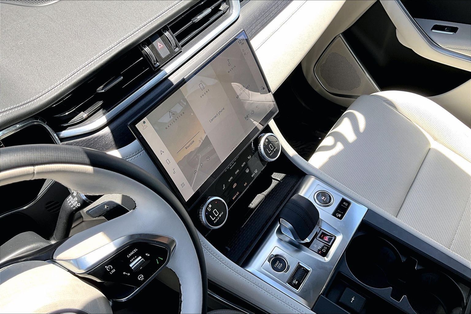 2026 Jaguar F-PACE P250 R-Dynamic S