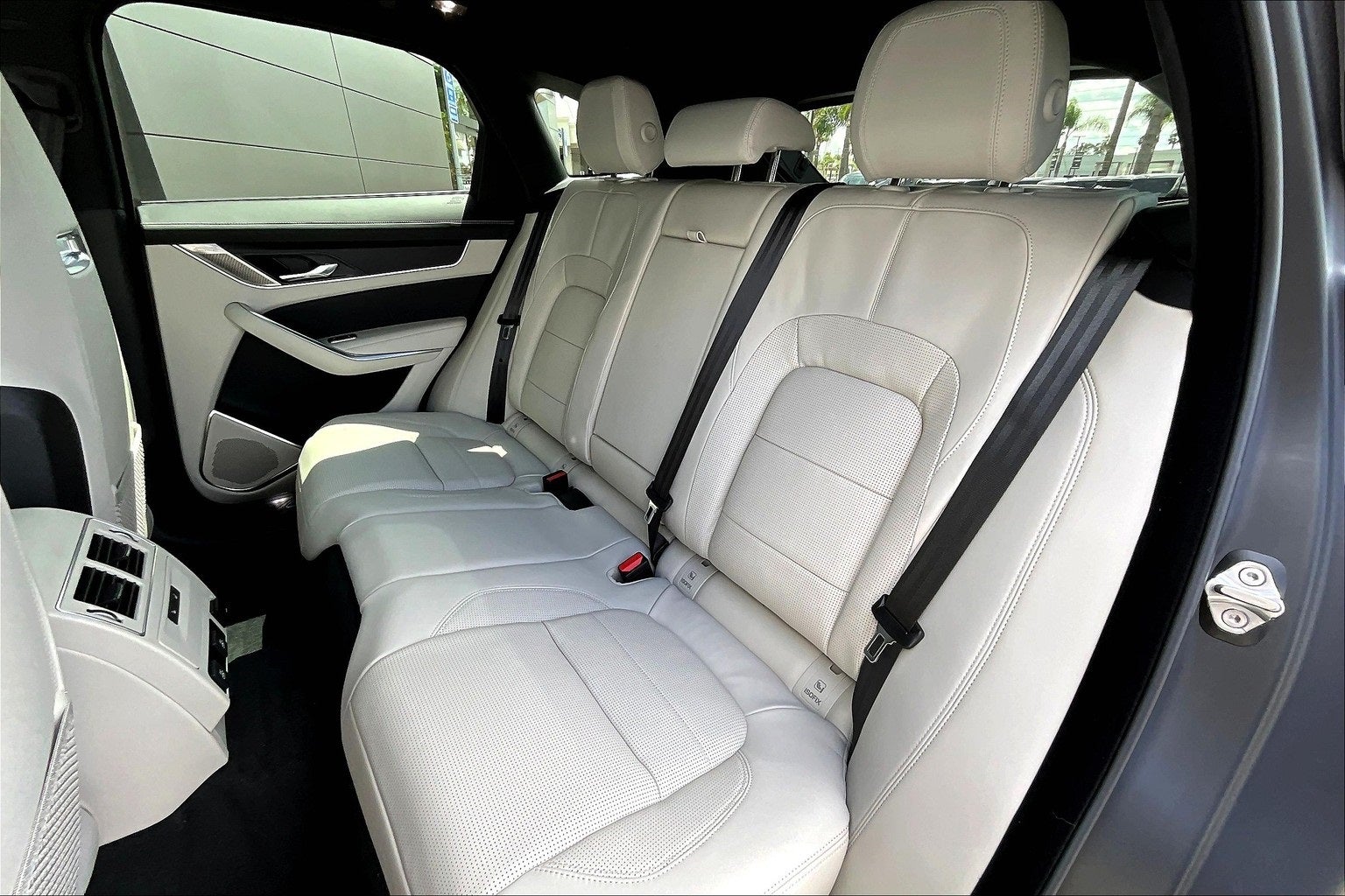 2026 Jaguar F-PACE P250 R-Dynamic S