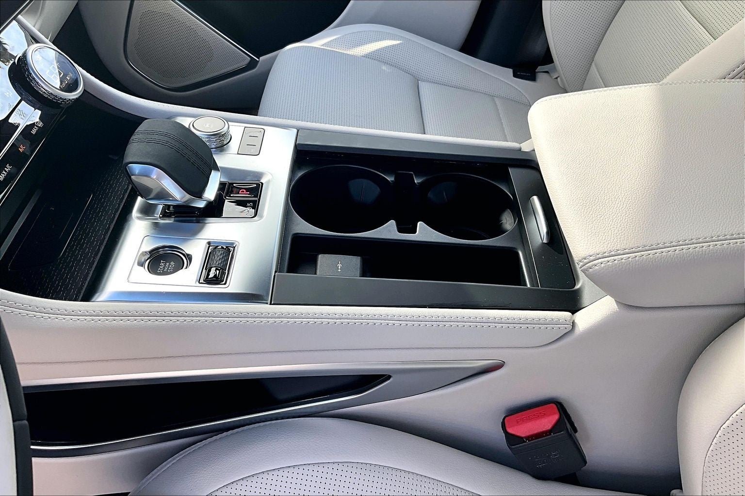 2026 Jaguar F-PACE P250 R-Dynamic S