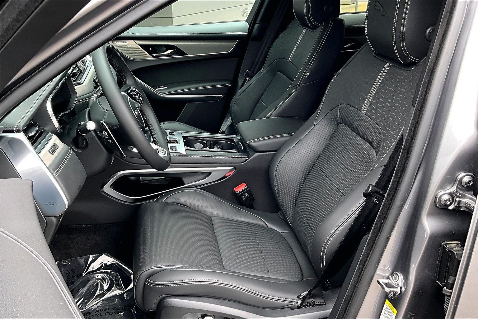 2026 Jaguar F-PACE P250 R-Dynamic S