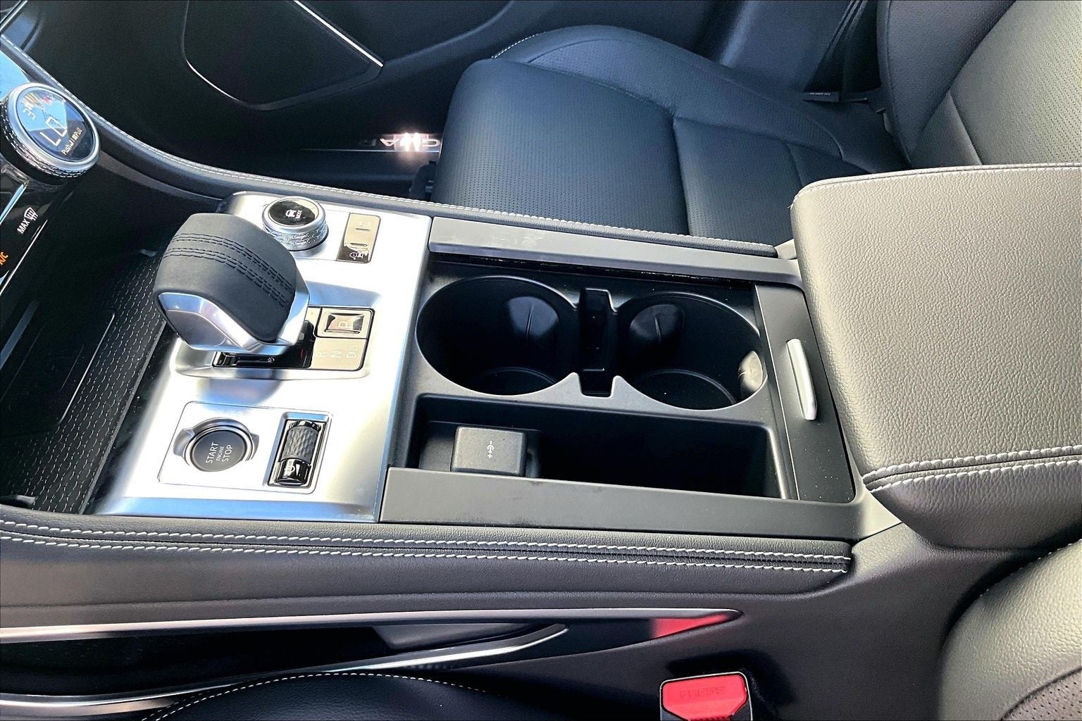 2026 Jaguar F-PACE P250 R-Dynamic S