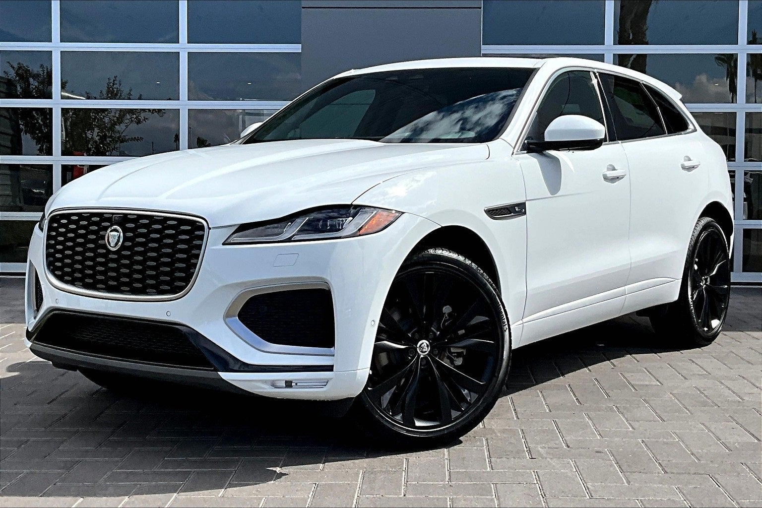 2026 Jaguar F-PACE P250 R-Dynamic S