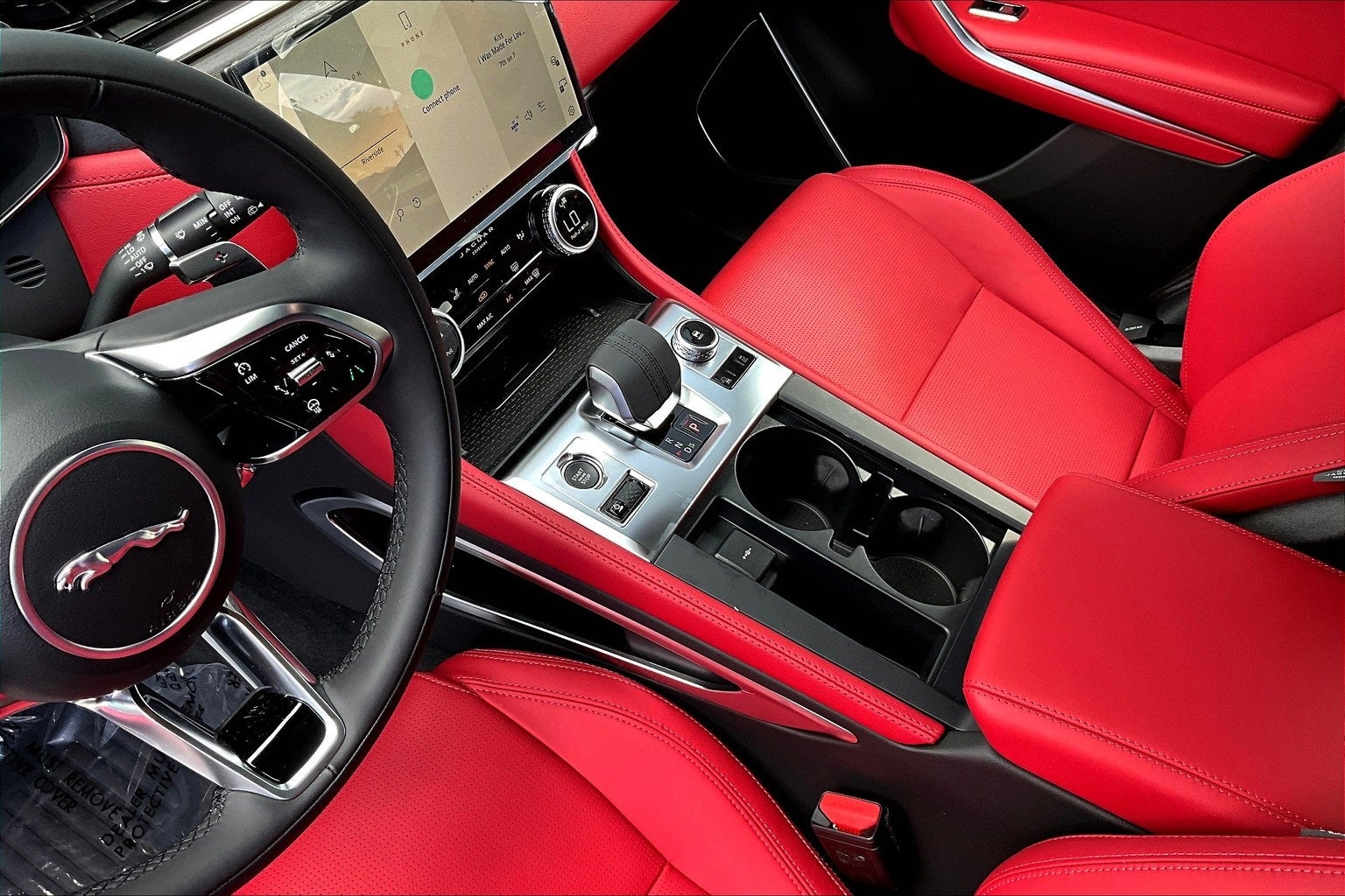 2026 Jaguar F-PACE P250 R-Dynamic S