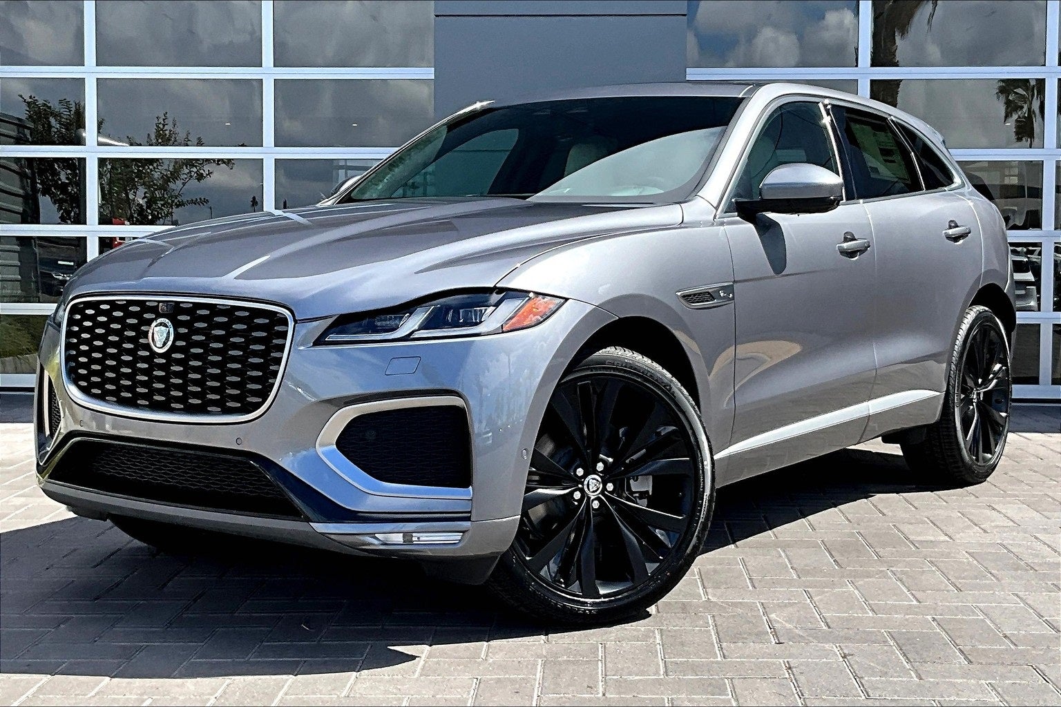 2026 Jaguar F-PACE P250 R-Dynamic S