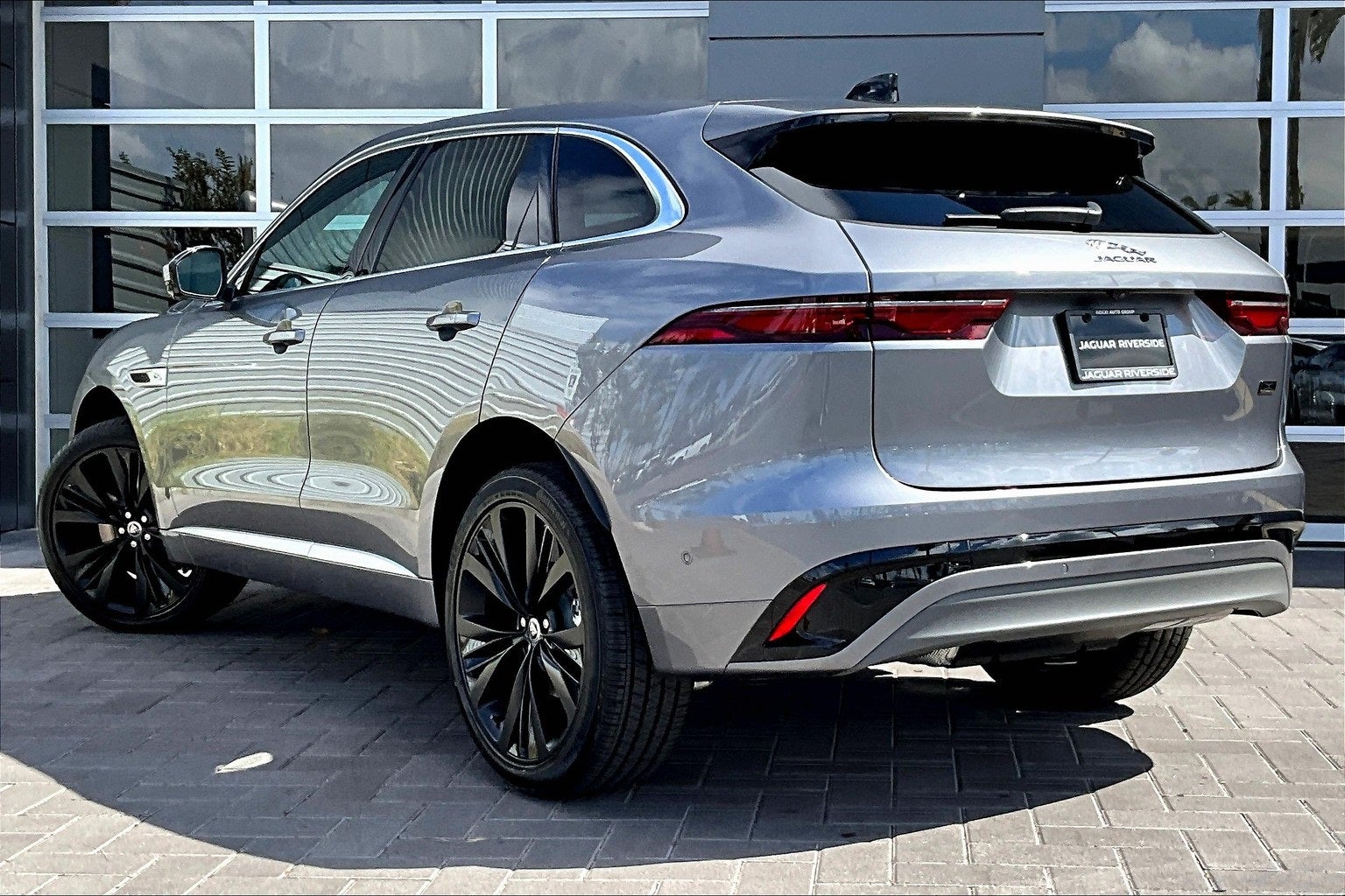 2026 Jaguar F-PACE P250 R-Dynamic S