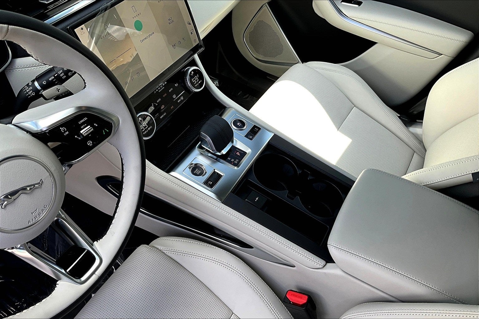 2026 Jaguar F-PACE P250 R-Dynamic S