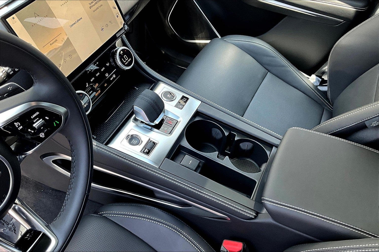 2026 Jaguar F-PACE P250 R-Dynamic S