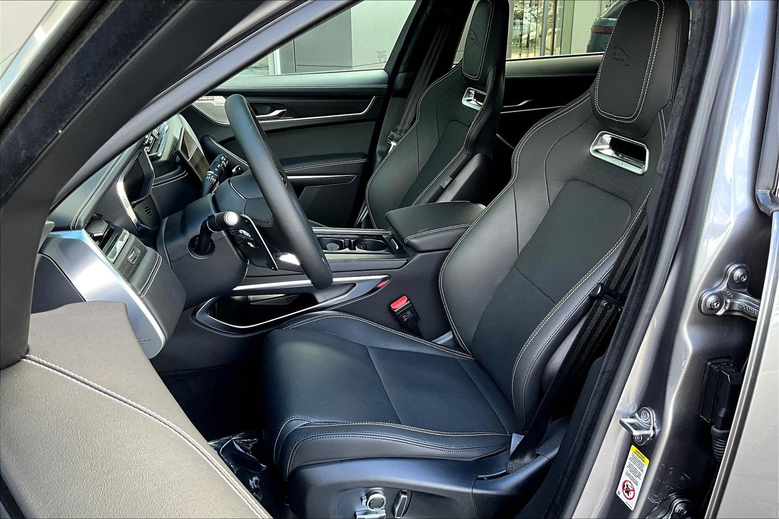 2026 Jaguar F-PACE P250 R-Dynamic S