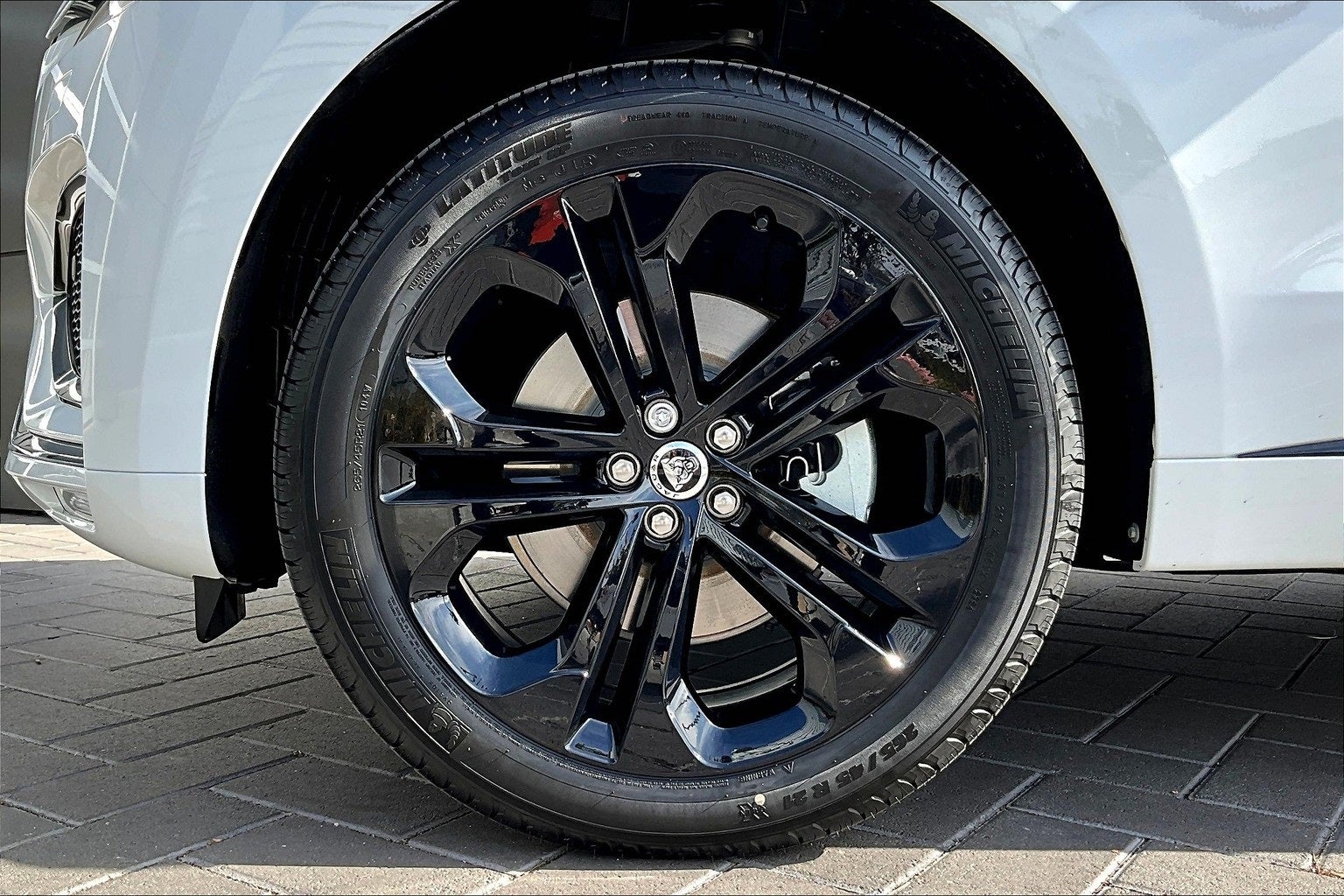 2025 Jaguar F-PACE P250 R-Dynamic S