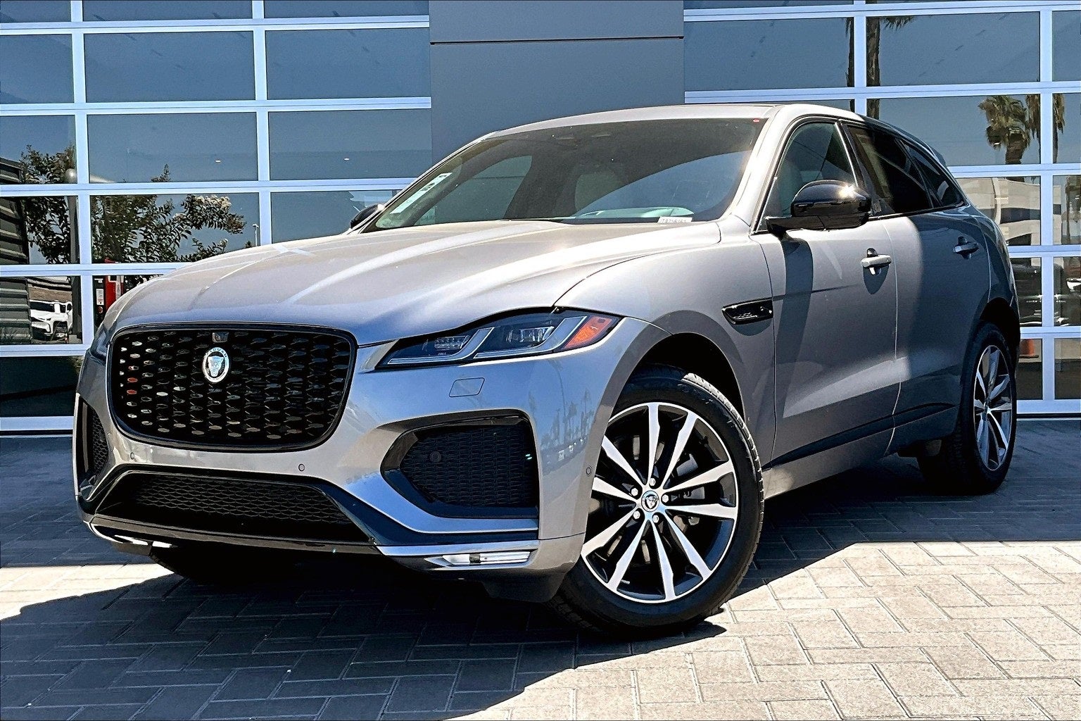 2026 Jaguar F-PACE P250 R-Dynamic S