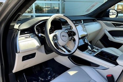 2026 Jaguar F-PACE P250 R-Dynamic S