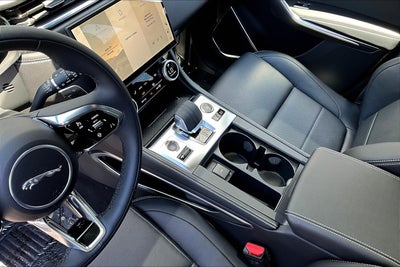 2026 Jaguar F-PACE P250 R-Dynamic S