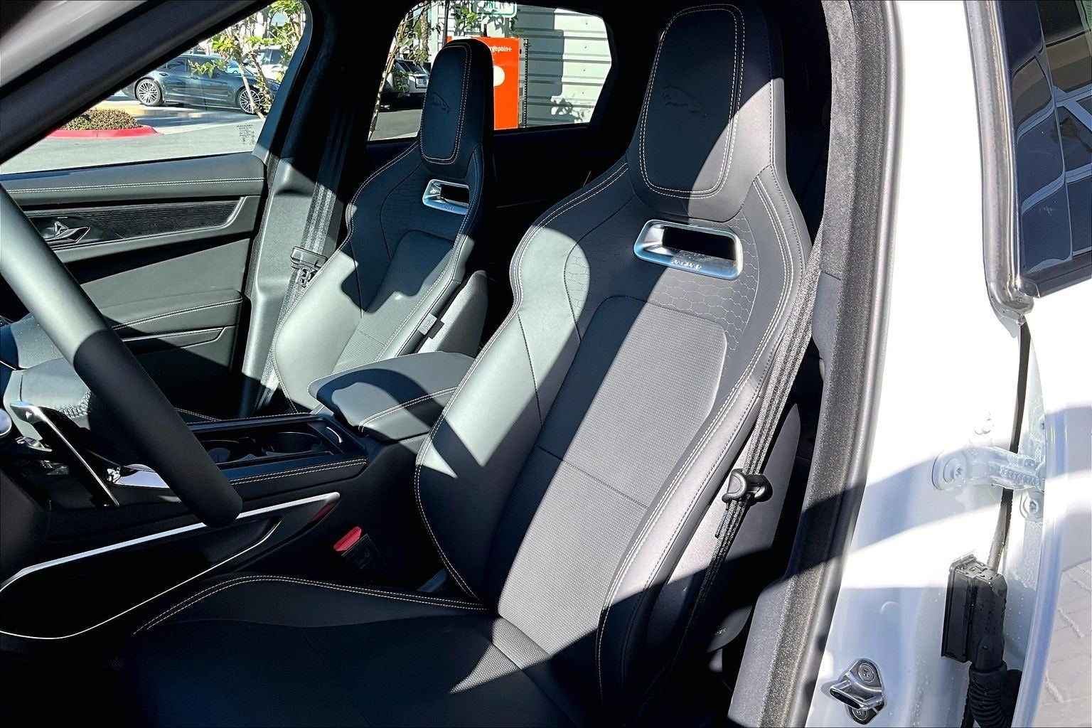 2026 Jaguar F-PACE P250 R-Dynamic S