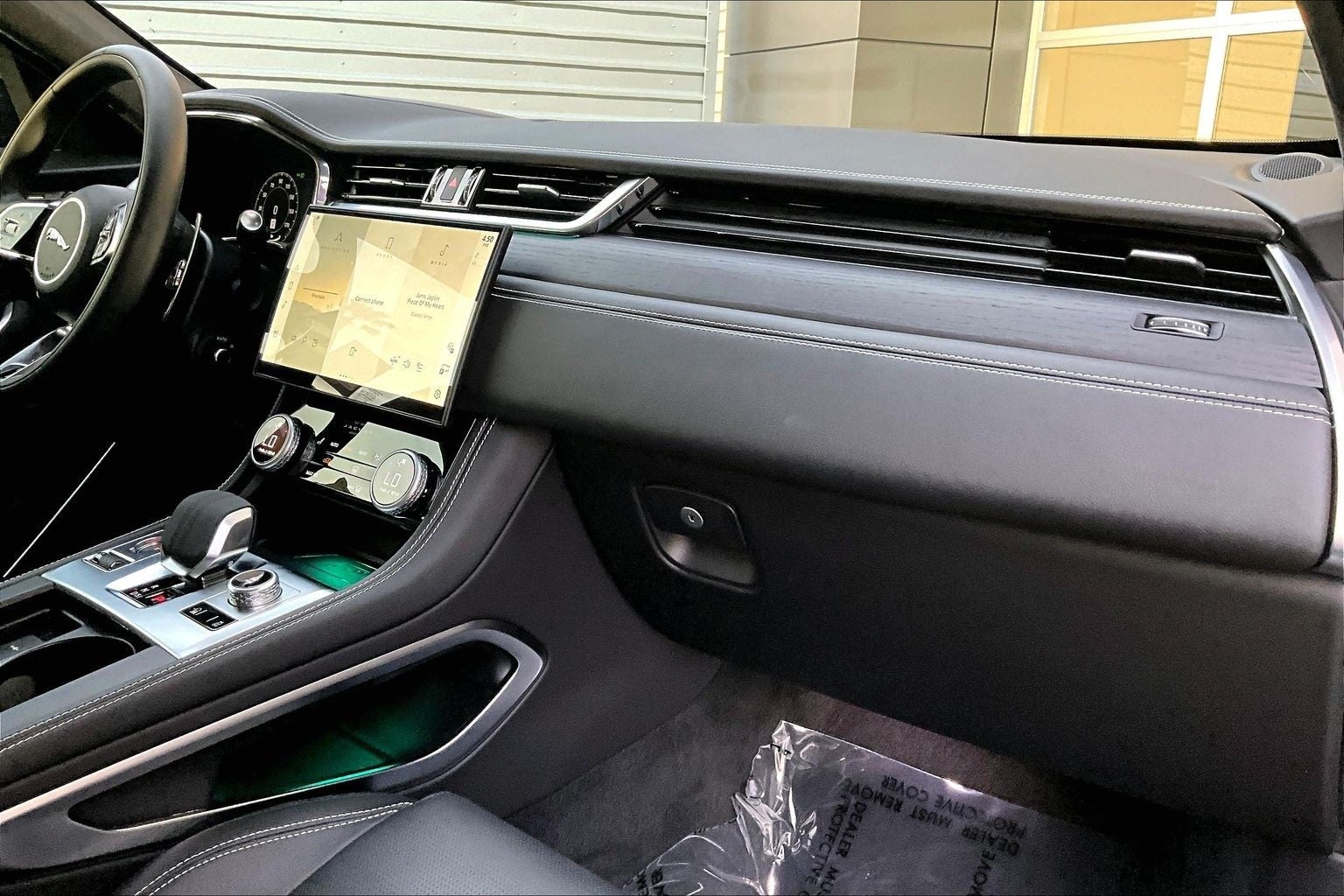 2026 Jaguar F-PACE P250 R-Dynamic S