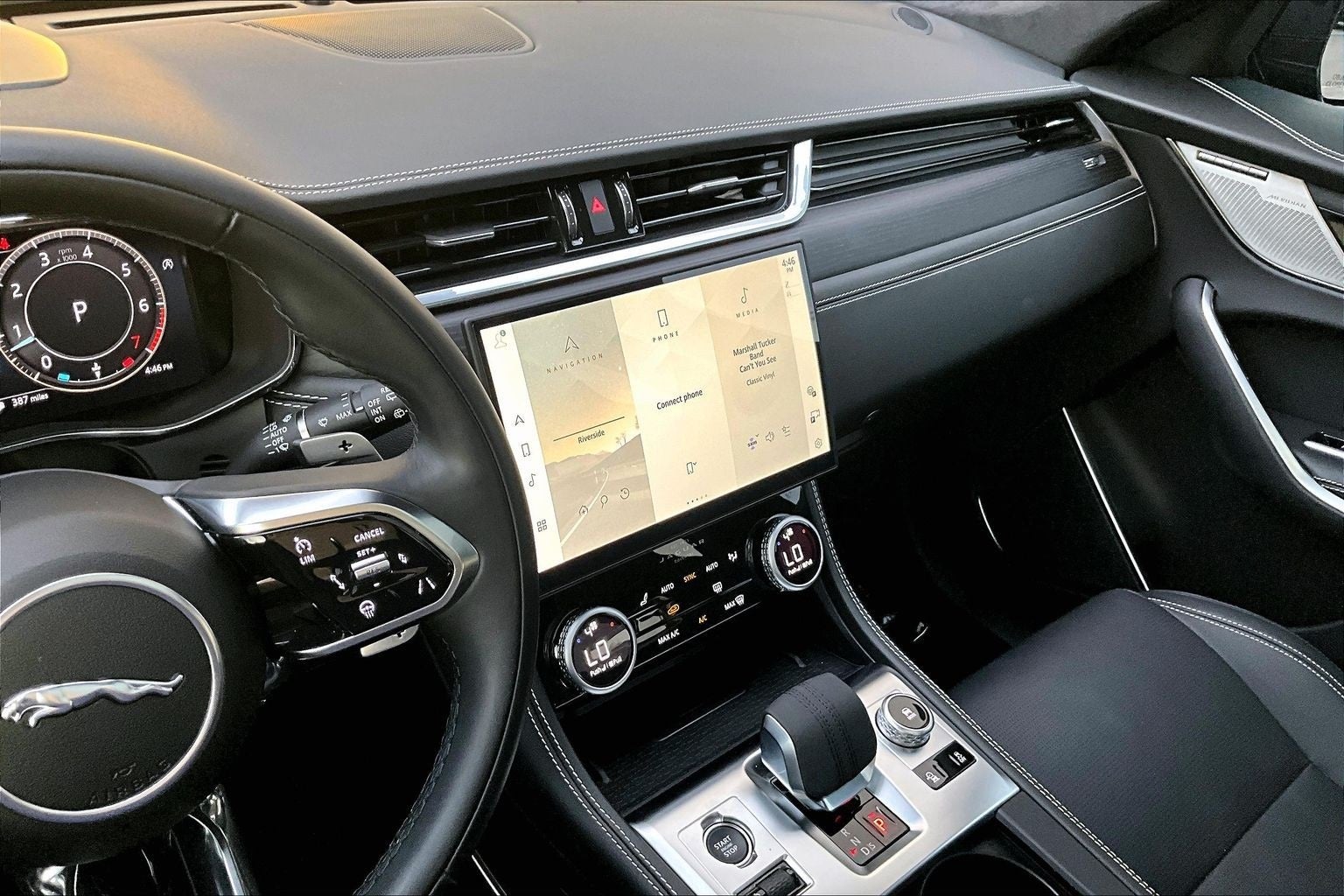 2026 Jaguar F-PACE P250 R-Dynamic S