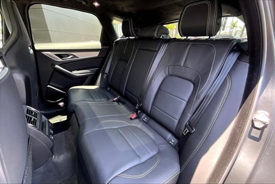 2026 Jaguar F-PACE P400 R-Dynamic S