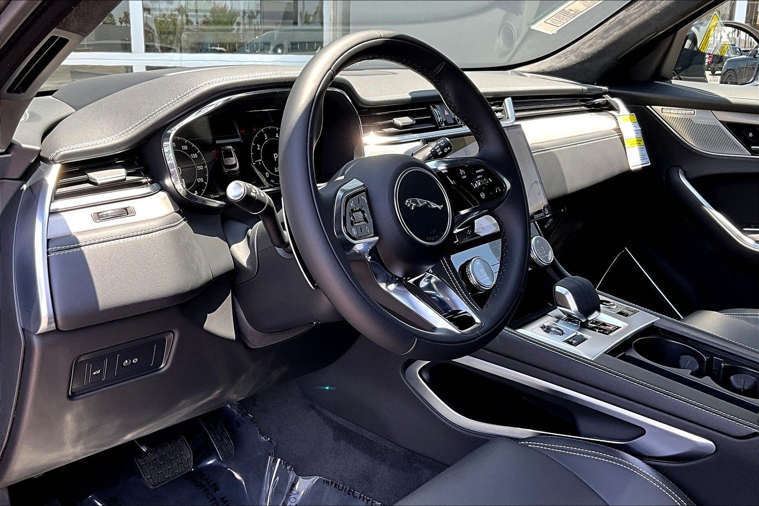 2026 Jaguar F-PACE P400 R-Dynamic S