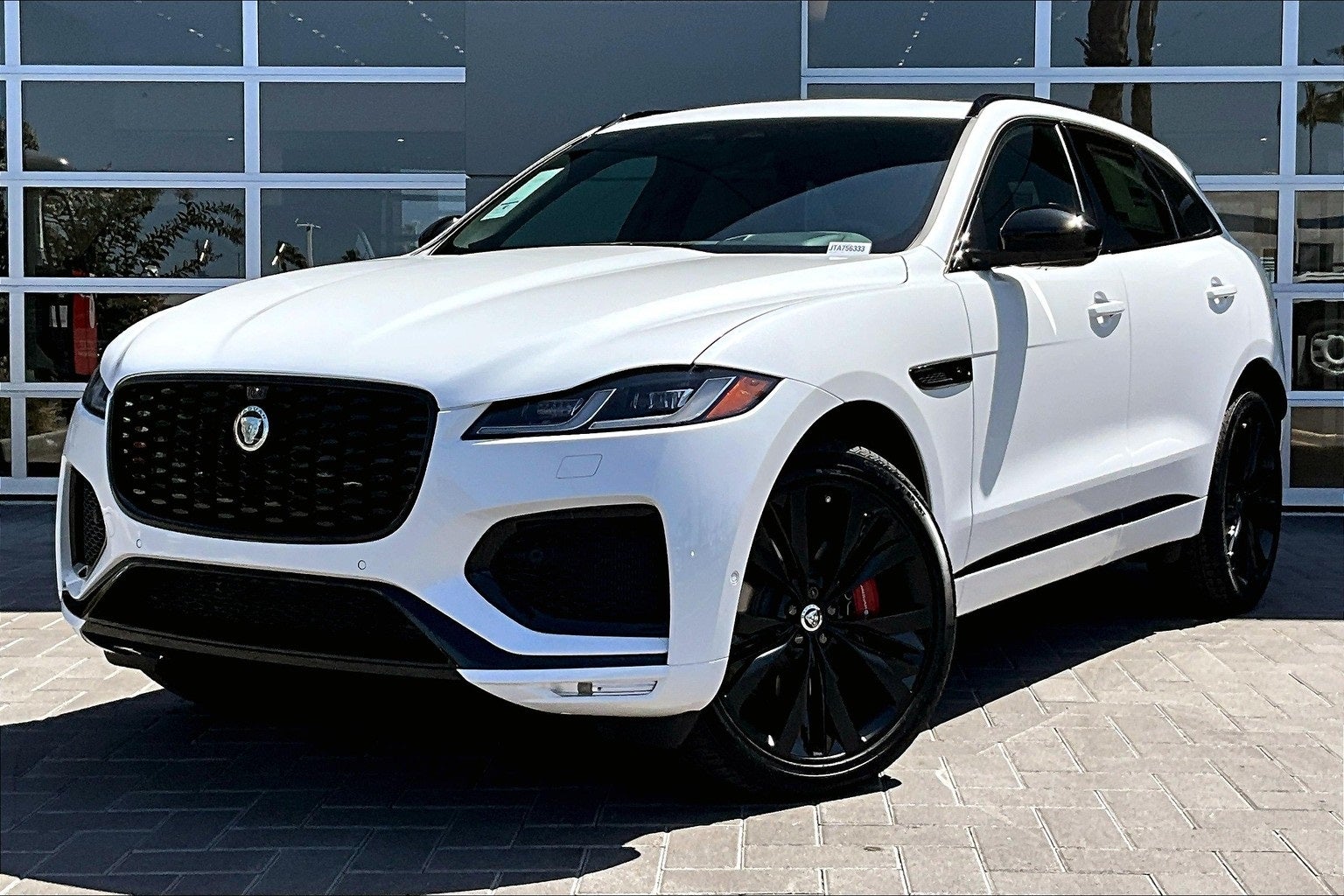 2026 Jaguar F-PACE P400 R-Dynamic S