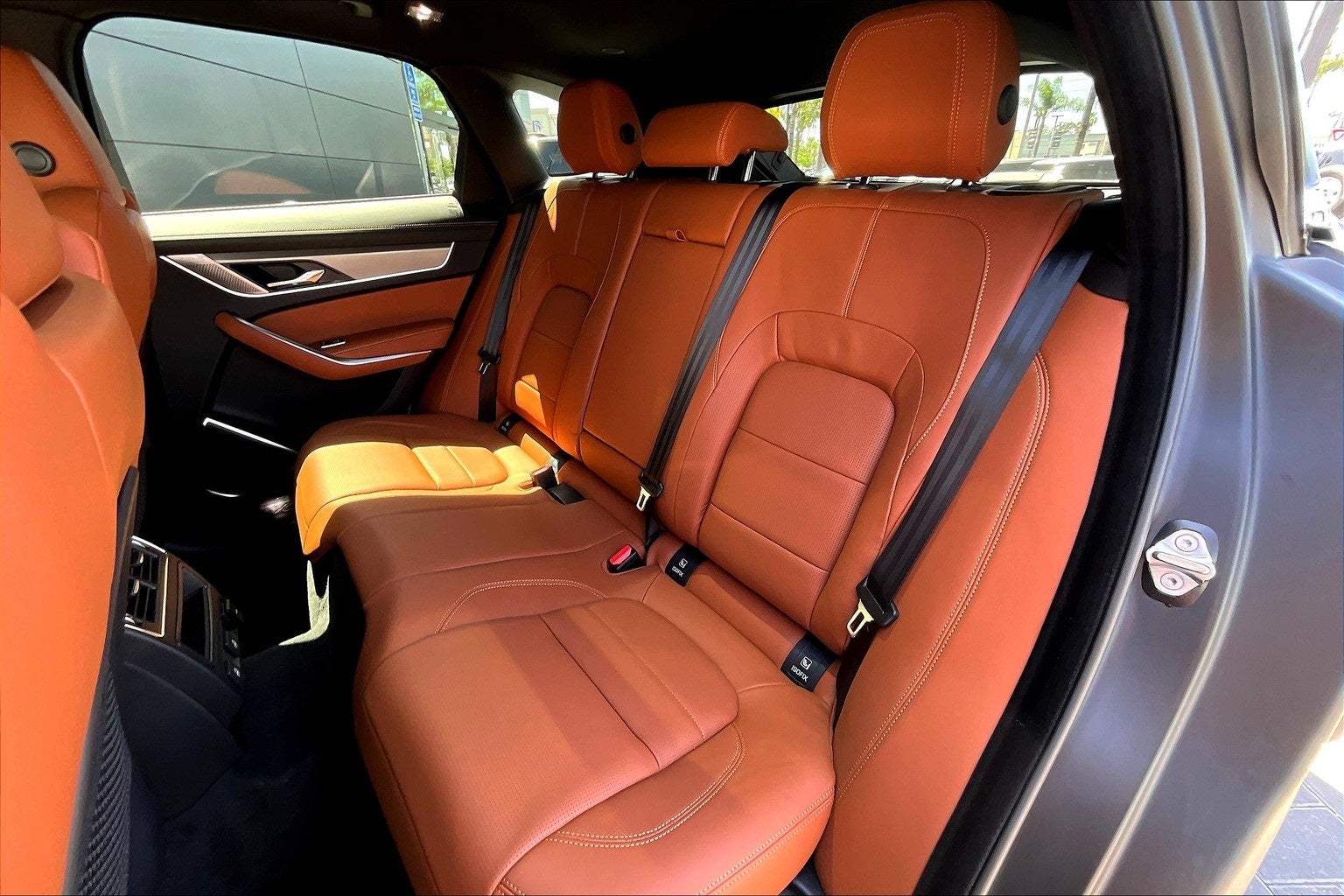 2026 Jaguar F-PACE P400 R-Dynamic S