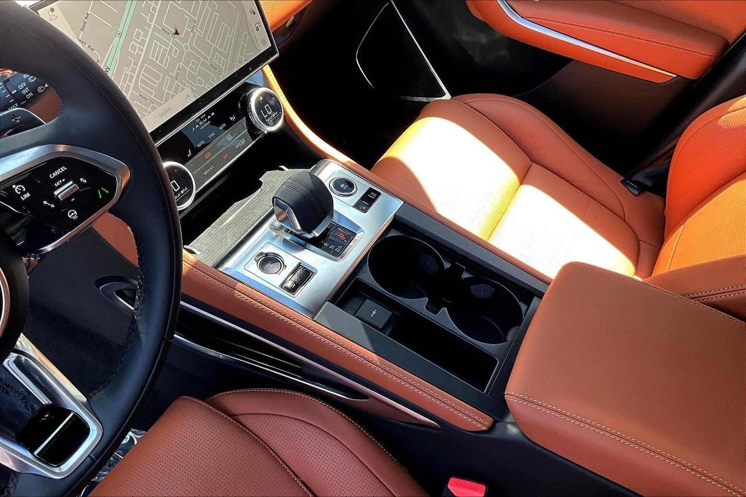 2026 Jaguar F-PACE P400 R-Dynamic S