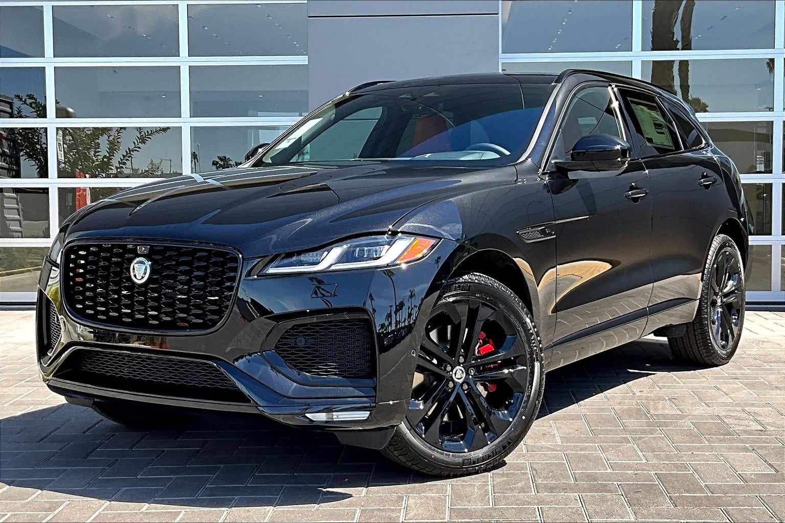 2026 Jaguar F-PACE P400 R-Dynamic S