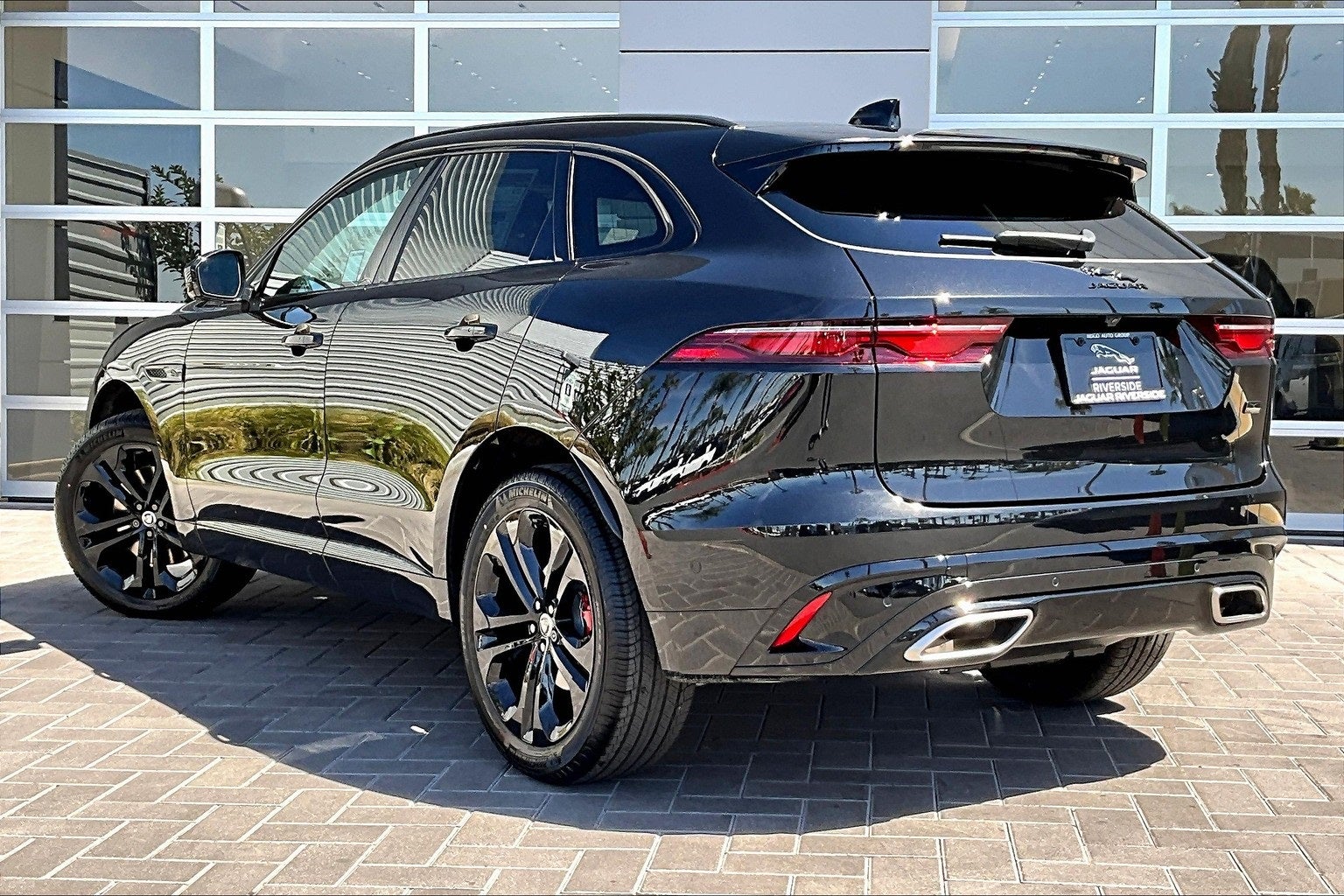 2026 Jaguar F-PACE P400 R-Dynamic S