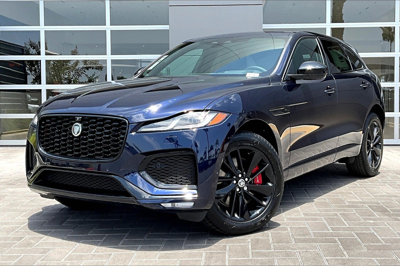 2026 Jaguar F-PACE P400 R-Dynamic S