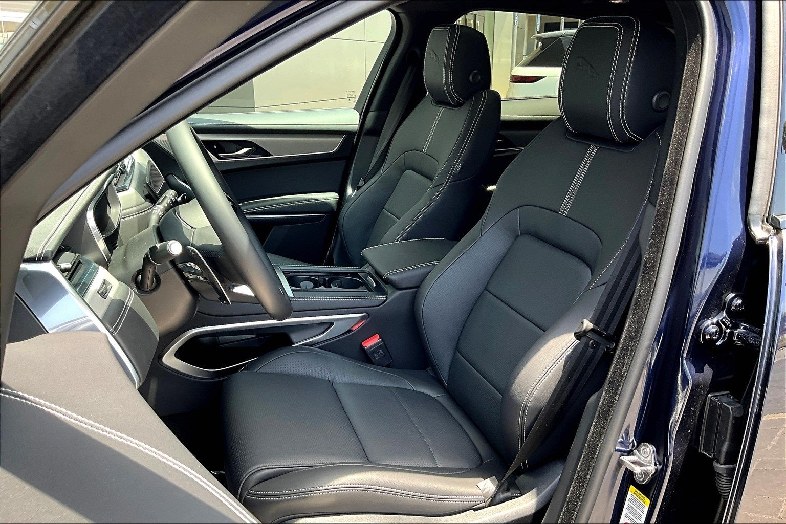 2026 Jaguar F-PACE P400 R-Dynamic S