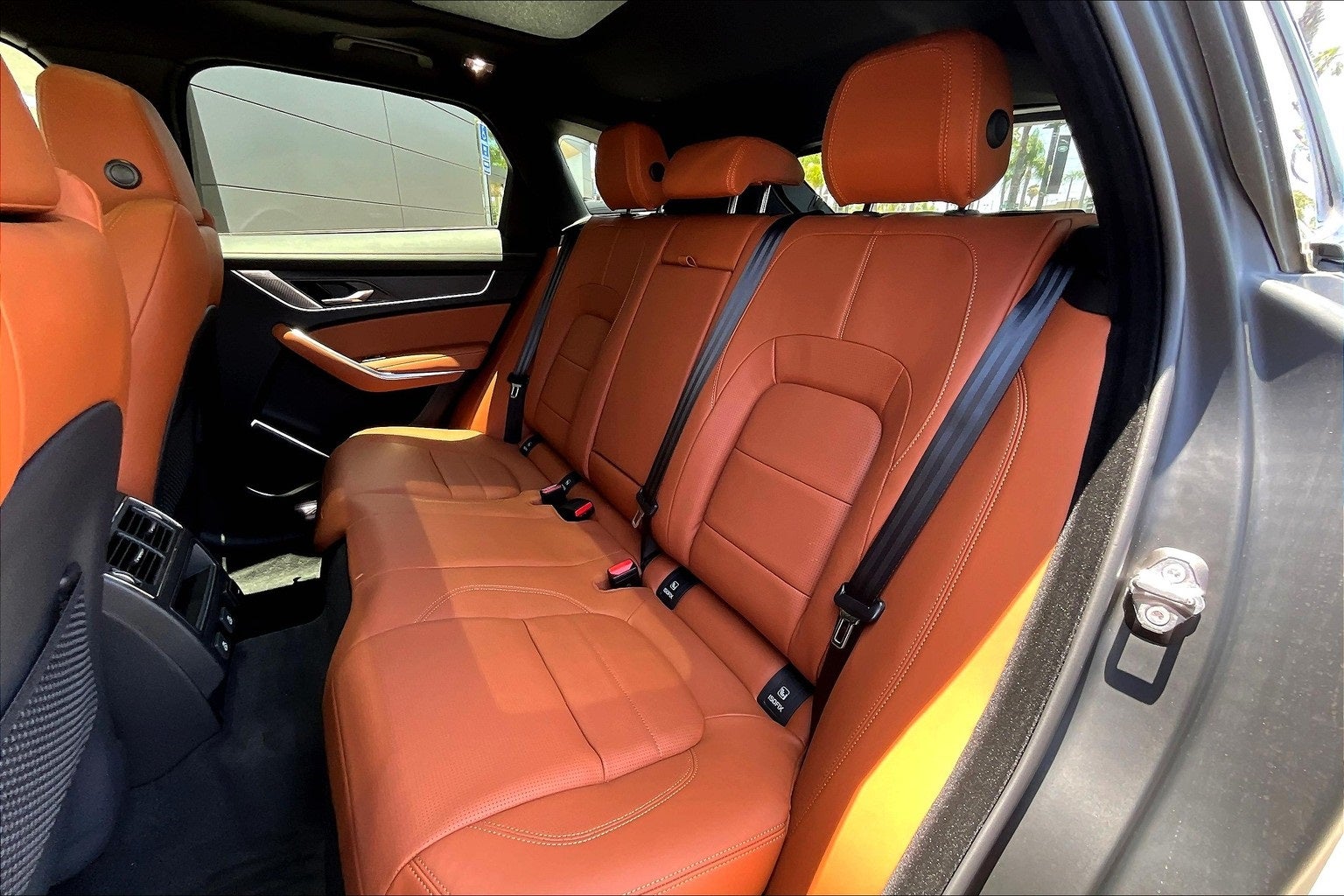 2026 Jaguar F-PACE P400 R-Dynamic S