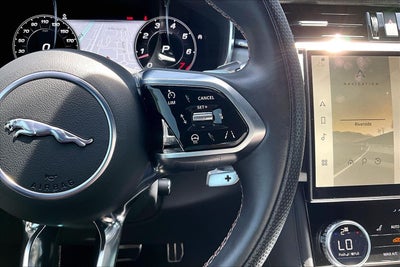 2022 Jaguar F-PACE SVR