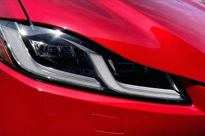 2022 Jaguar F-PACE SVR