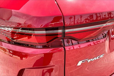 2022 Jaguar F-PACE SVR