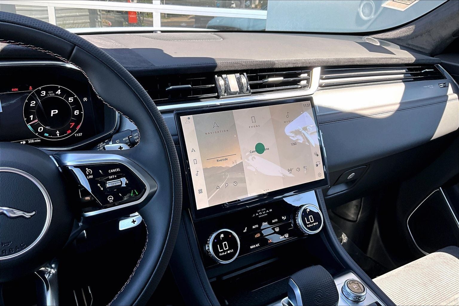 2026 Jaguar F-PACE SVR