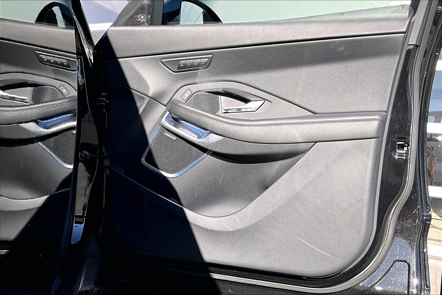 2020 Jaguar E-PACE SE