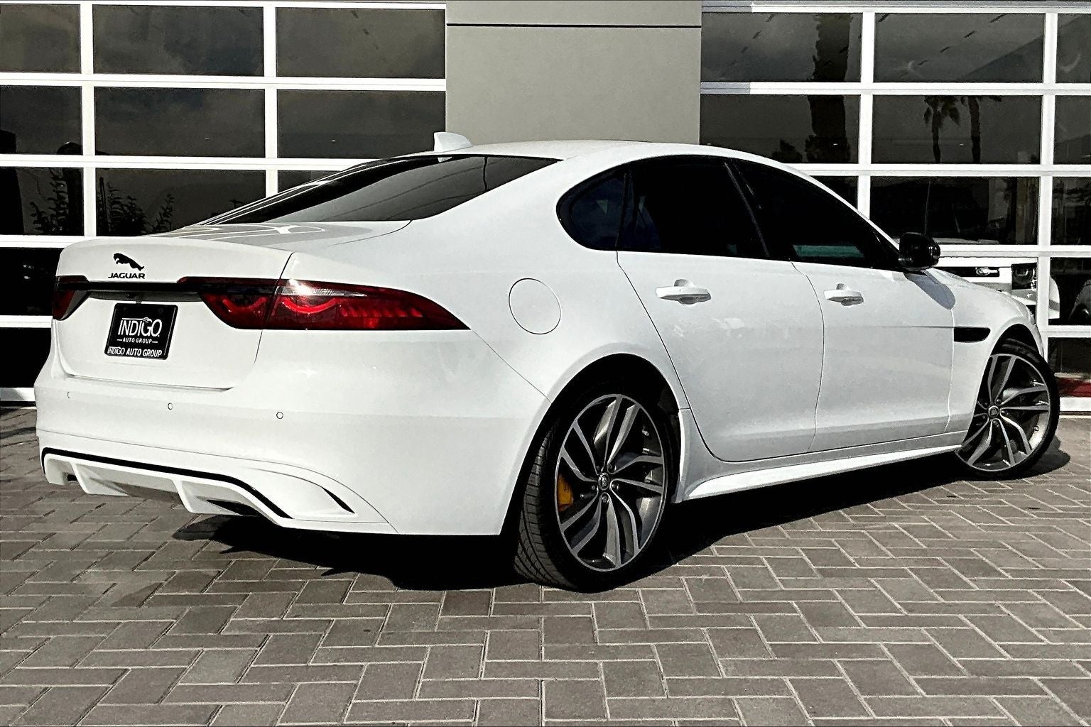 2024 Jaguar XF R-Dynamic SE