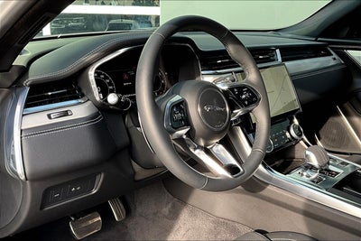 2024 Jaguar XF R-Dynamic SE