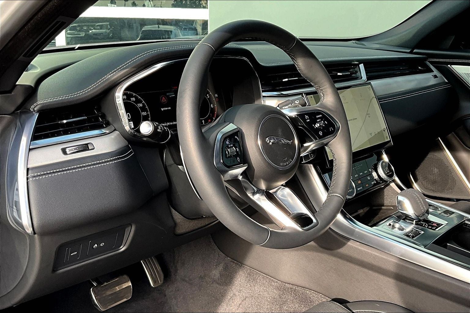 2024 Jaguar XF R-Dynamic SE