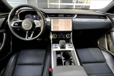 2024 Jaguar XF R-Dynamic SE