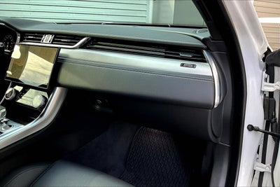 2024 Jaguar XF R-Dynamic SE