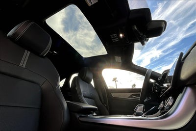 2024 Jaguar XF R-Dynamic SE