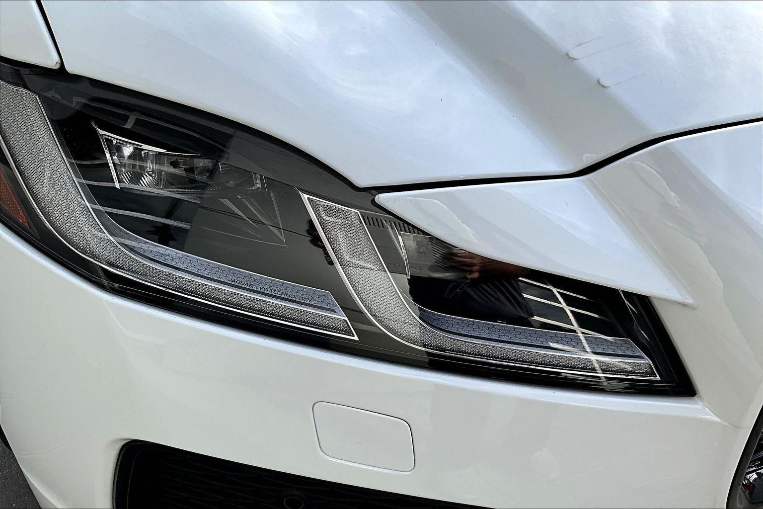 2024 Jaguar XF R-Dynamic SE