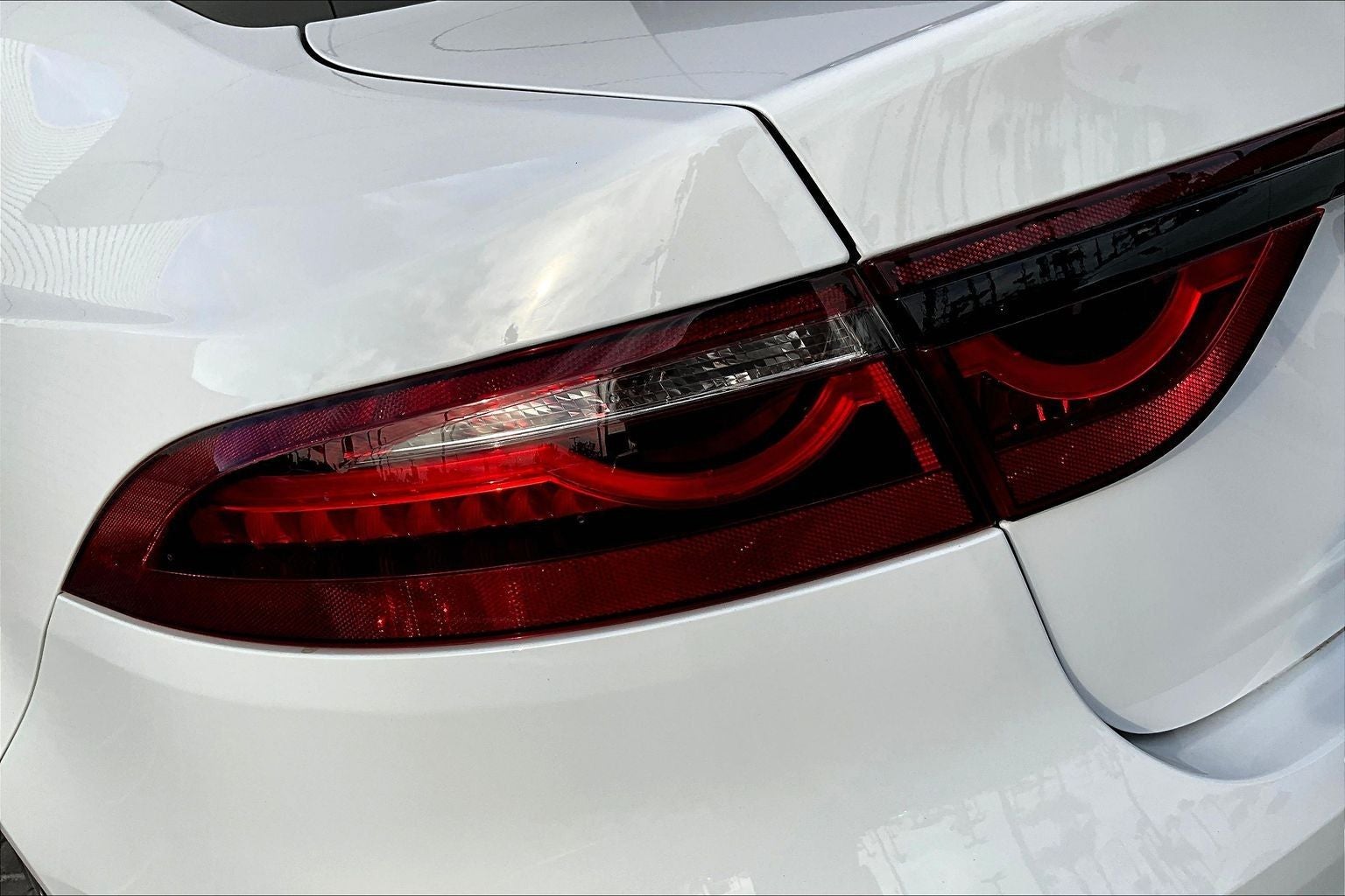 2024 Jaguar XF R-Dynamic SE