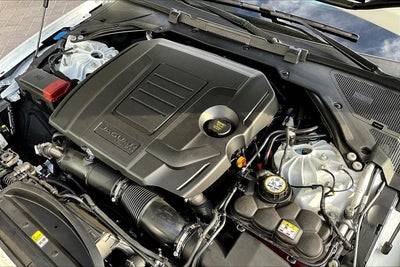 2024 Jaguar XF R-Dynamic SE