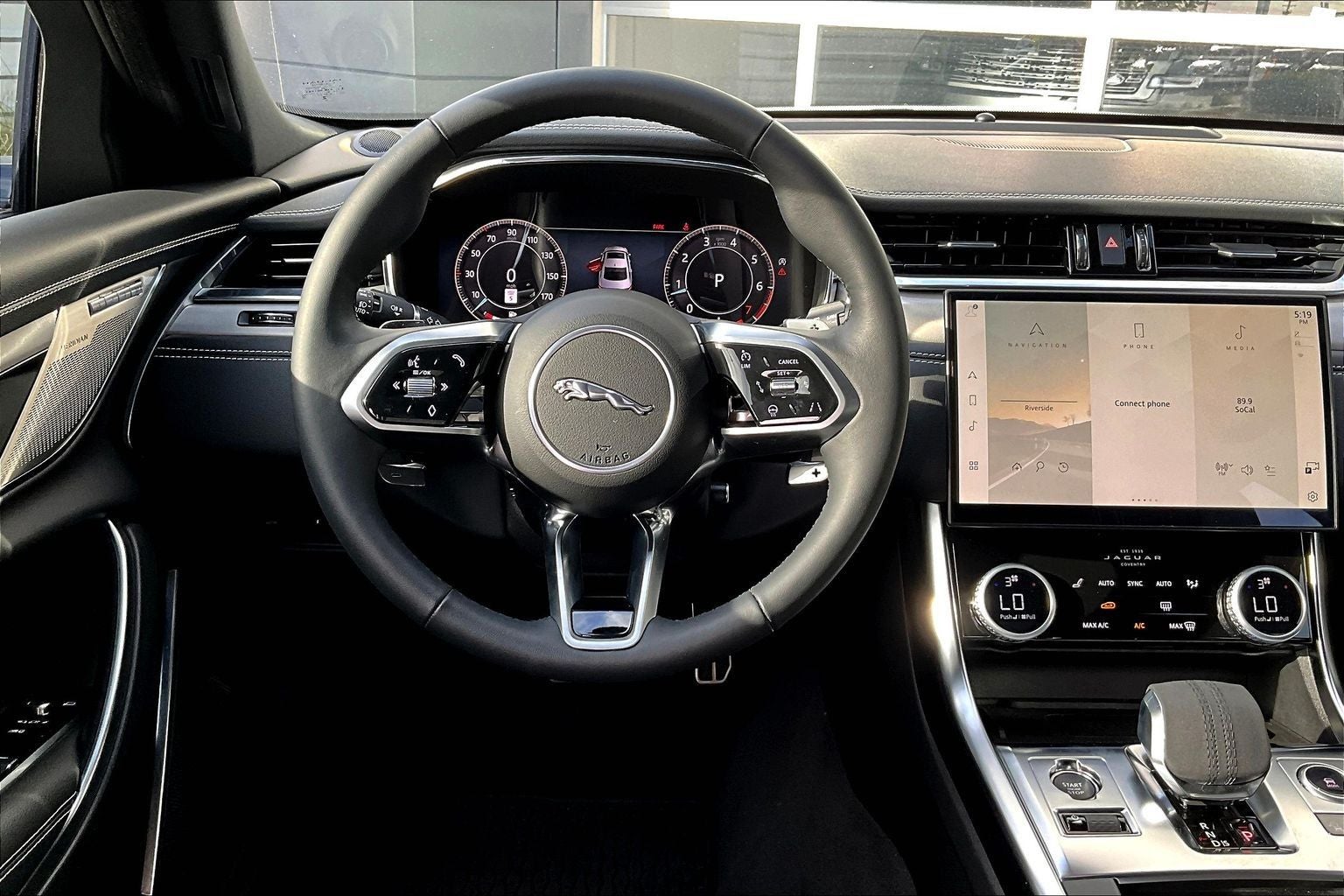 2024 Jaguar XF R-Dynamic SE