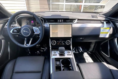 2024 Jaguar XF R-Dynamic SE