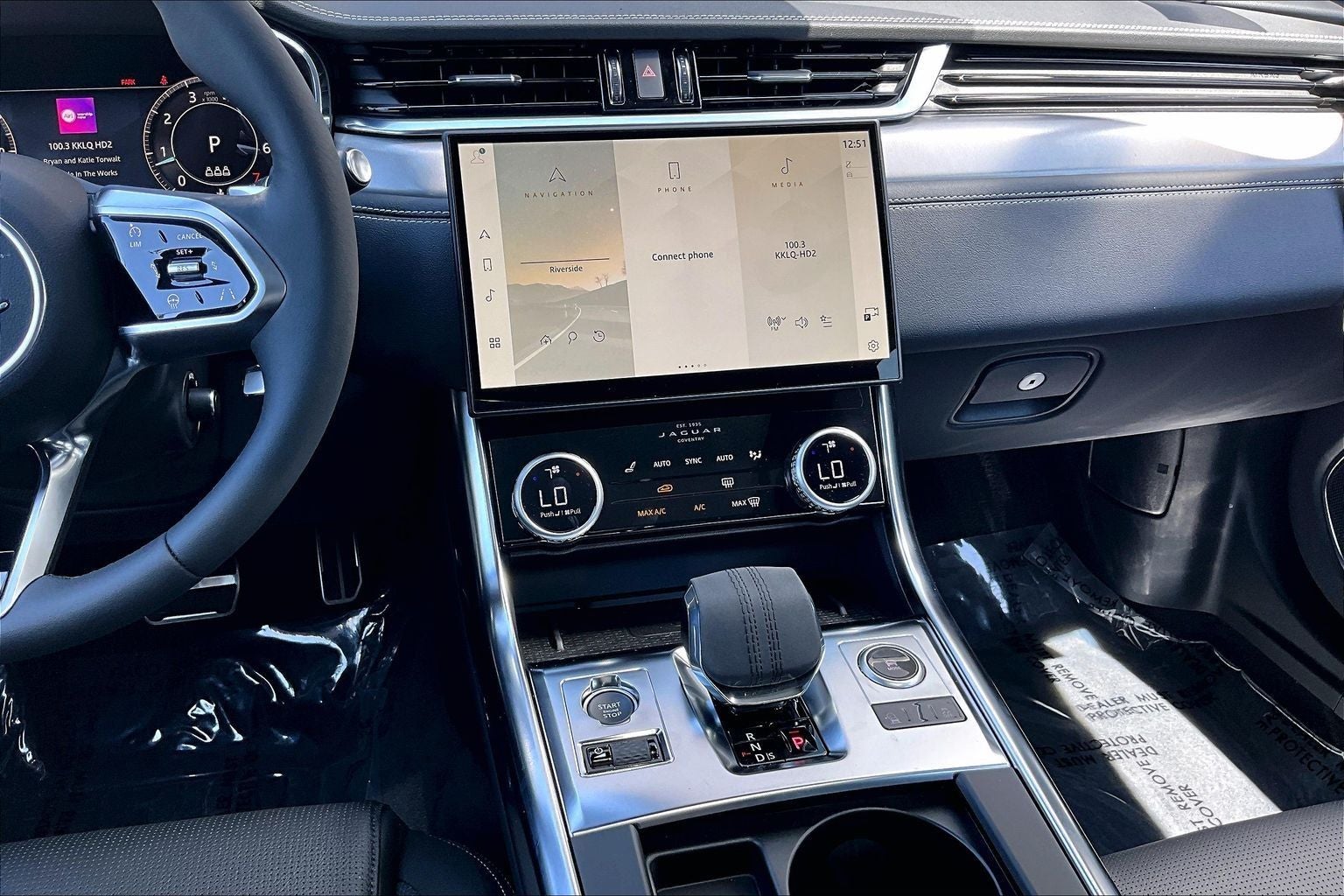 2024 Jaguar XF R-Dynamic SE