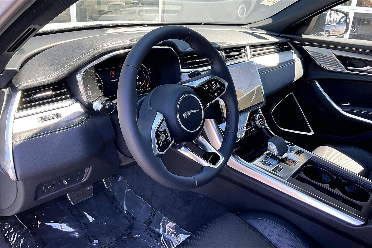 2024 Jaguar XF R-Dynamic SE