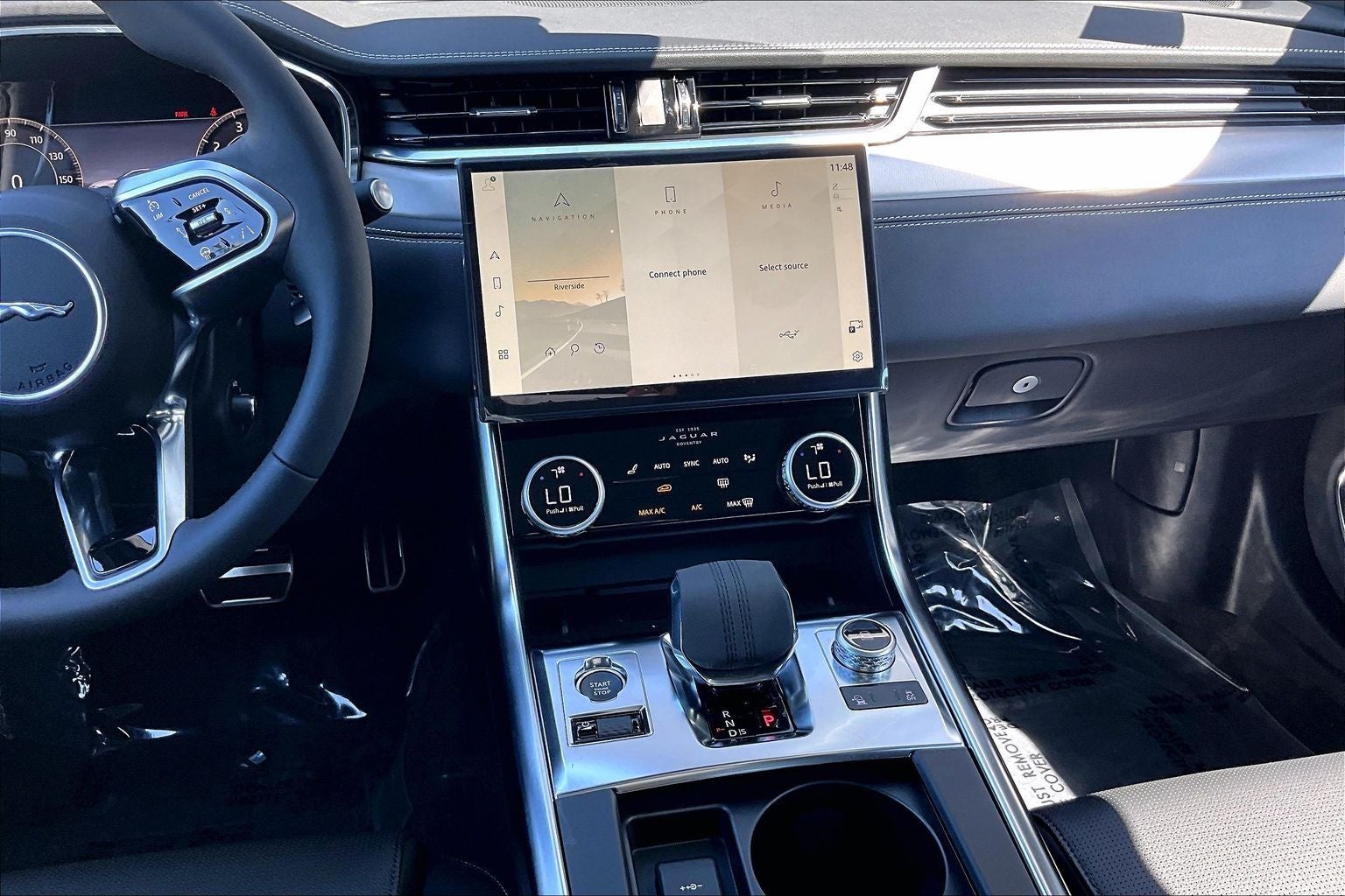 2024 Jaguar XF R-Dynamic SE