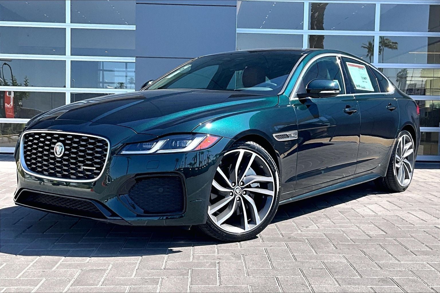 2024 Jaguar XF R-Dynamic SE